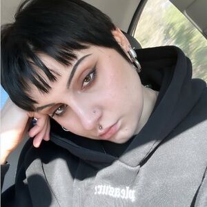 Meet your Posher, Makayla